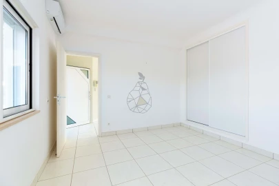 Moradia T3 para Venda em Odiaxere