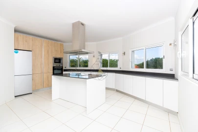 Moradia T3 para Venda em Odiaxere