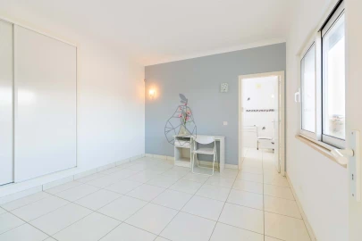 Moradia T3 para Venda em Odiaxere