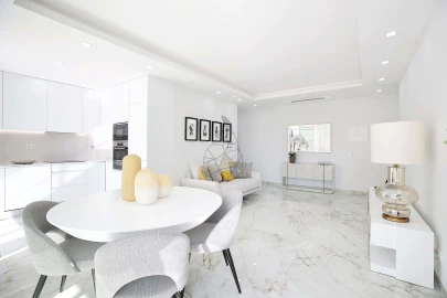 Apartamento T2 para Venda em Lagos (São Sebastião e Santa Maria)