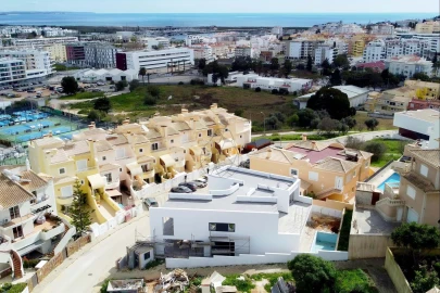 Moradia T4 para Venda em Lagos (São Sebastião e Santa Maria)