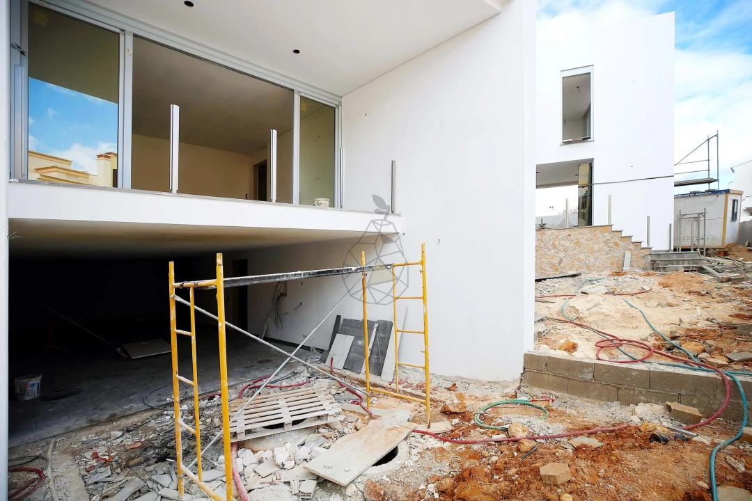 Moradia T4 para Venda em Lagos (São Sebastião e Santa Maria) Foto 13