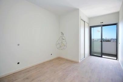 Apartamento T4 para Venda em Portimão