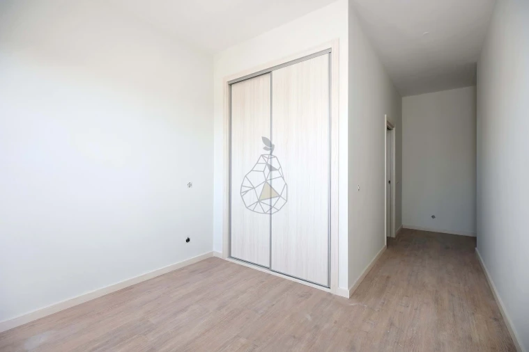 Apartamento T4 para Venda em Portimão Foto 21