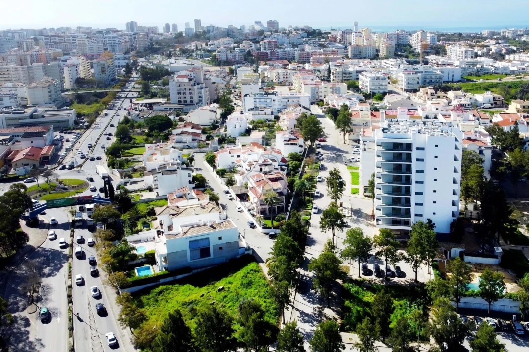 Apartamento T4 para Venda em Portimão Foto 30