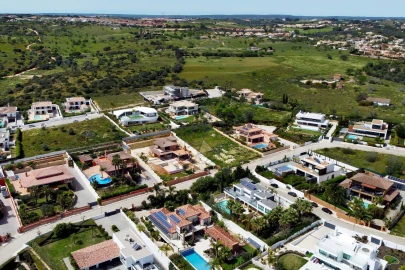 Moradia T4 para Venda em Lagos (São Sebastião e Santa Maria)
