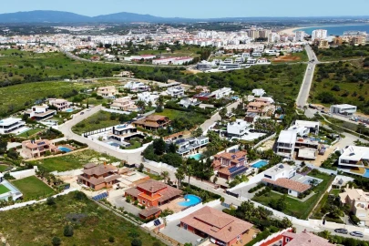 Moradia T4 para Venda em Lagos (São Sebastião e Santa Maria)