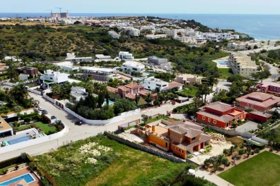 Moradia T4 para Venda em Lagos (São Sebastião e Santa Maria)