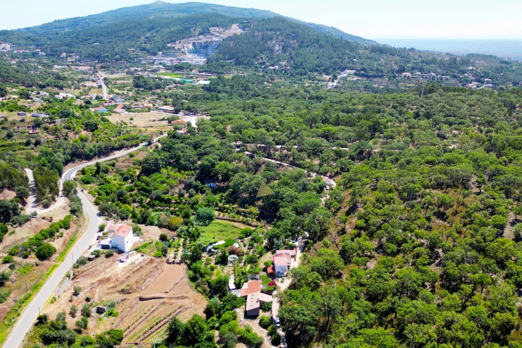 Terreno para Venda em Monchique Foto 26