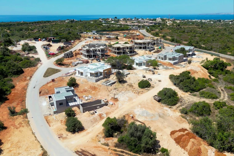 Apartamento T3 para Venda em Portimão Foto 3