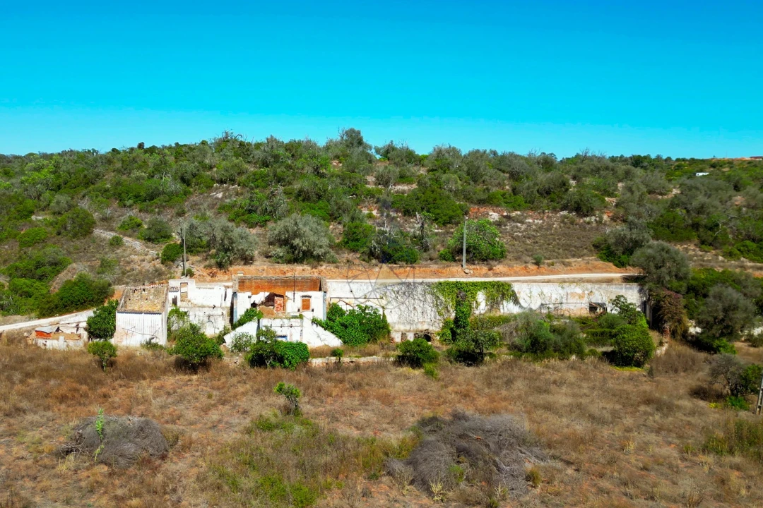 Terreno para Venda em Silves Foto 1