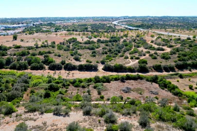 Terreno para Venda em Silves