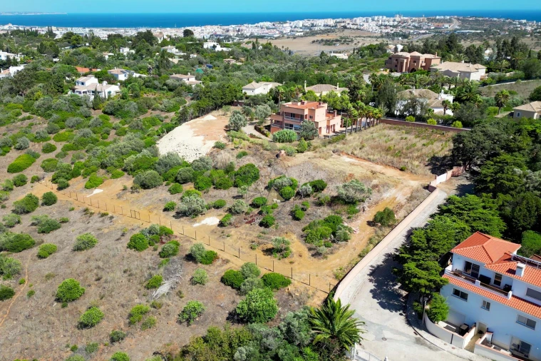 Moradia T4 para Venda em Lagos (São Sebastião e Santa Maria) Foto 28
