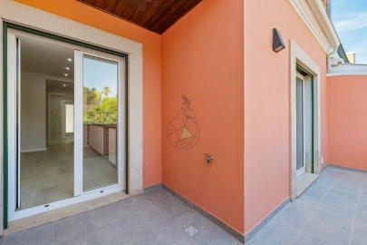 Moradia T3 para Venda em Estômbar e Parchal