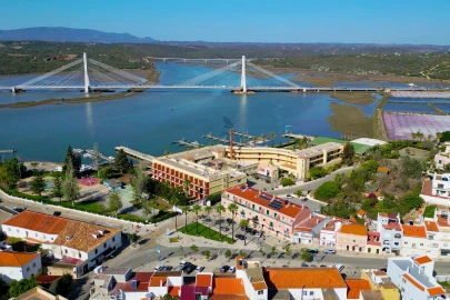 Moradia T3 para Venda em Estômbar e Parchal