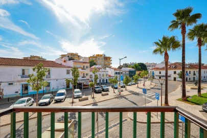 Moradia T3 para Venda em Estômbar e Parchal