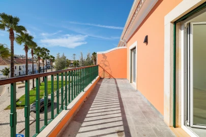 Moradia T3 para Venda em Estômbar e Parchal
