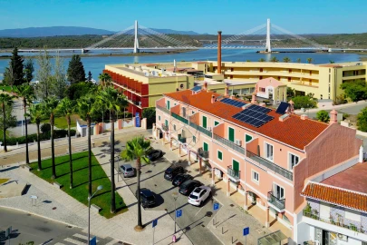 Moradia T3 para Venda em Estômbar e Parchal