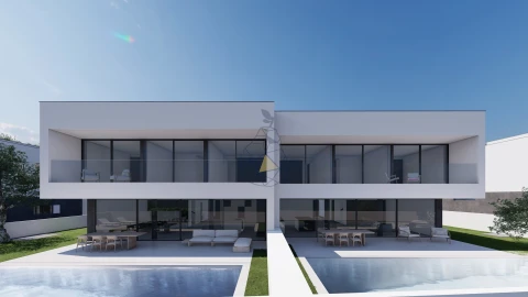 Moradia T4 para Venda em Lagos (São Sebastião e Santa Maria)