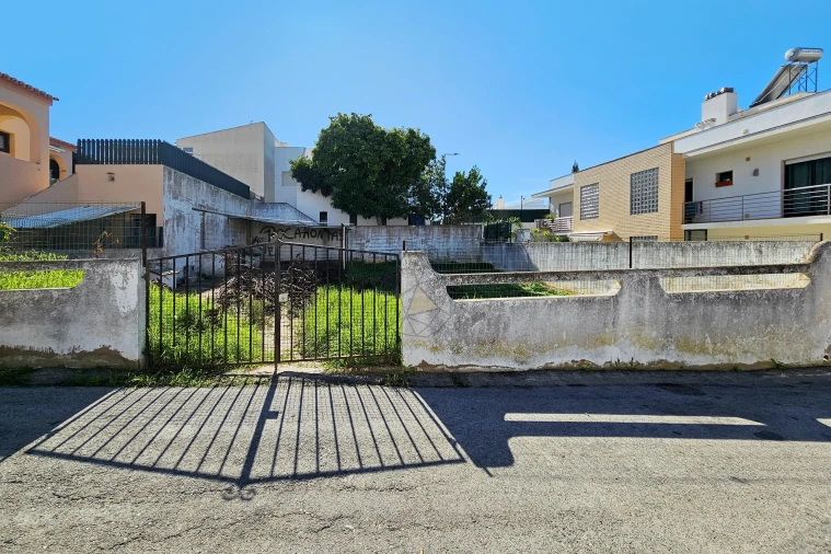 Terreno para Venda em Estômbar e Parchal Foto 31