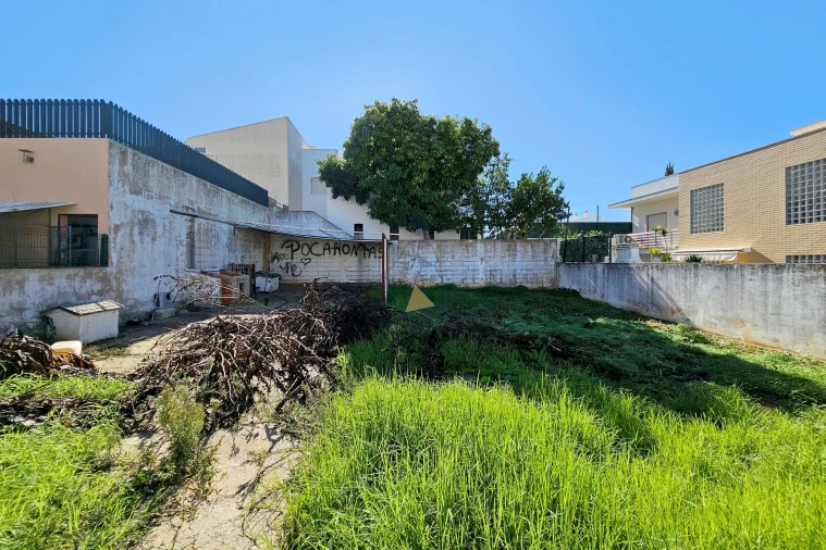 Terreno para Venda em Estômbar e Parchal Foto 32