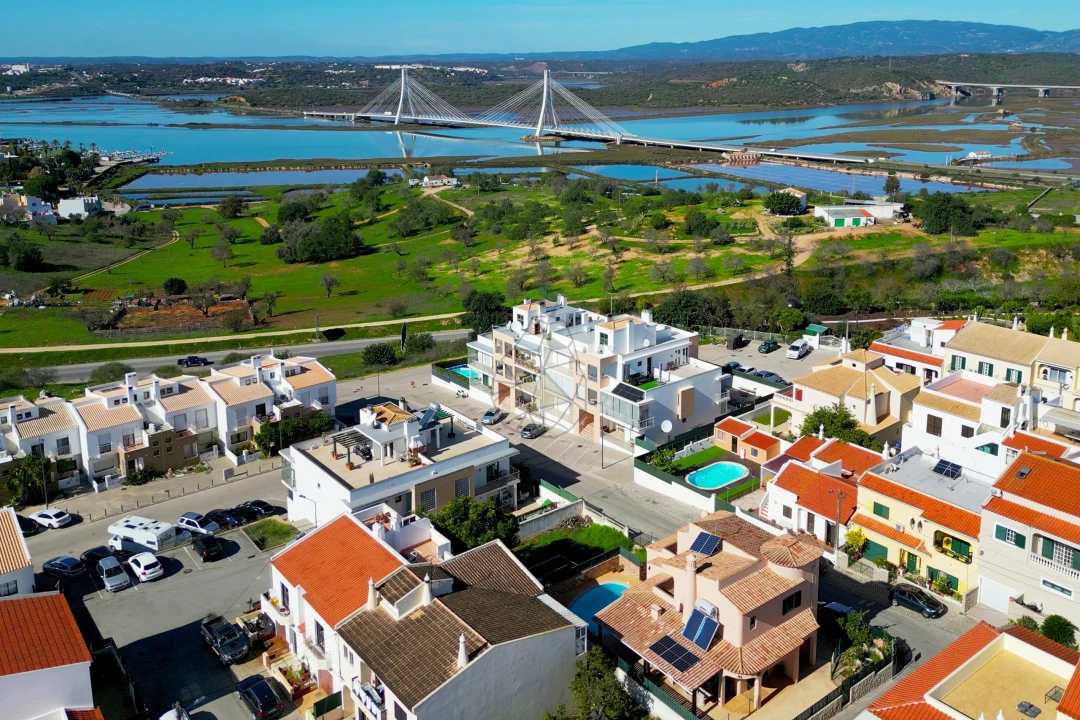 Terreno para Venda em Estômbar e Parchal Foto 18