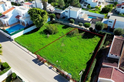 Terreno para Venda em Alvor
