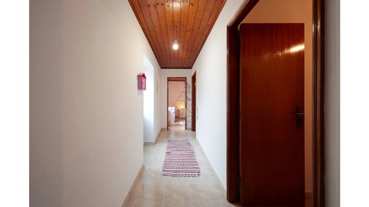 Moradia T2 para Venda em Marmelete Foto 13