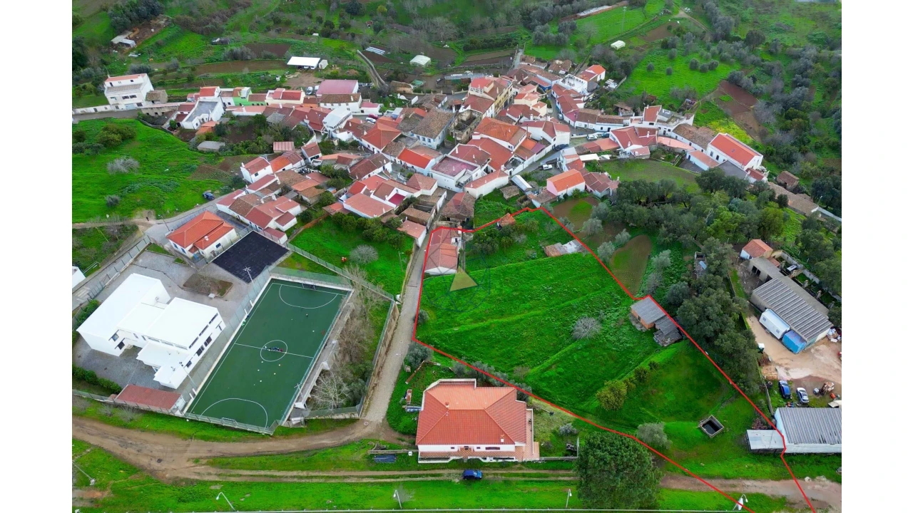 Moradia T2 para Venda em Marmelete Foto 43