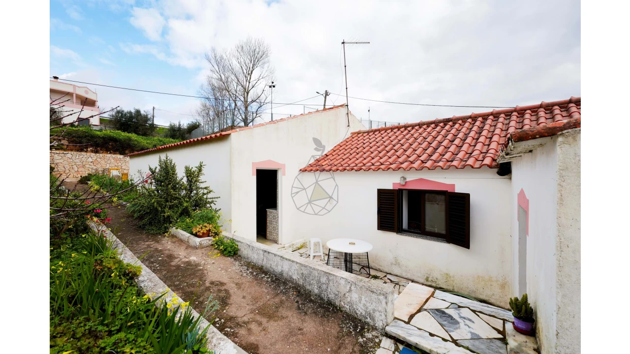 Moradia T2 para Venda em Marmelete Foto 28