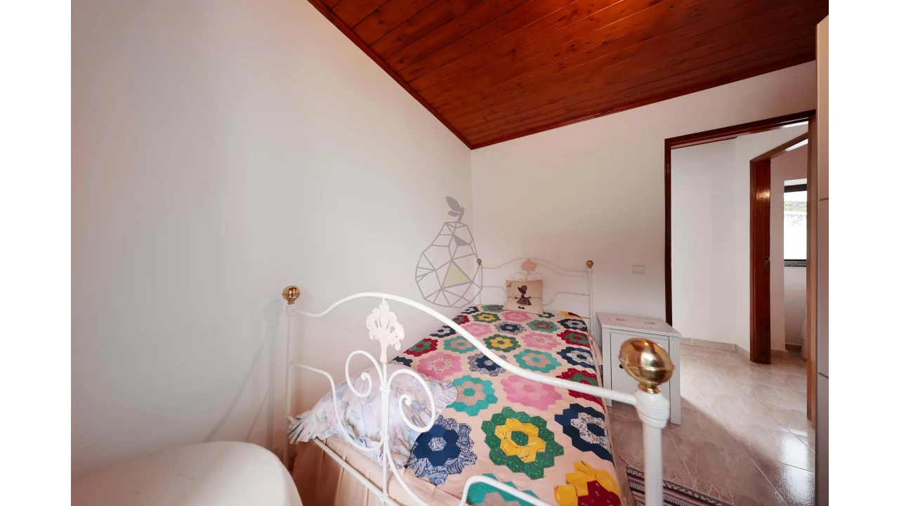 Moradia T2 para Venda em Marmelete Foto 9