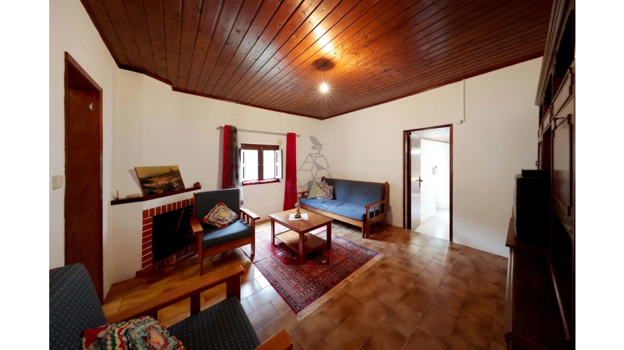 Moradia T2 para Venda em Marmelete Foto 19