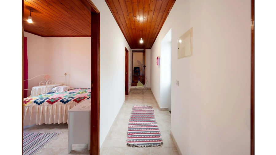 Moradia T2 para Venda em Marmelete Foto 11