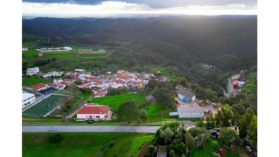 Moradia T2 para Venda em Marmelete Foto 41