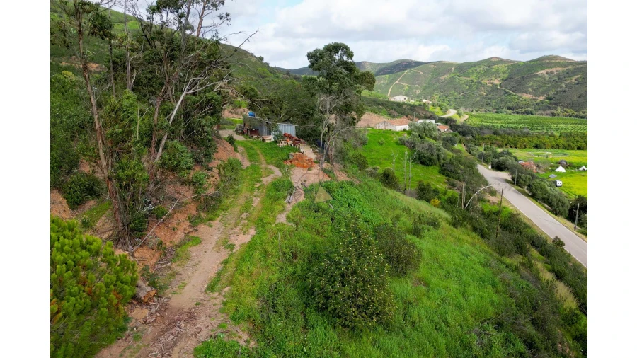 Quinta T2 para Venda em Alferce Foto 10