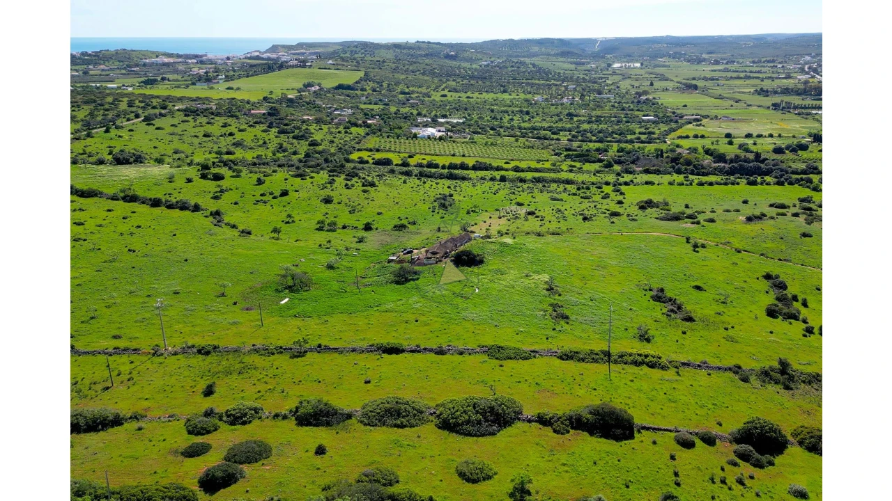 Quinta para Venda em Luz Foto 13