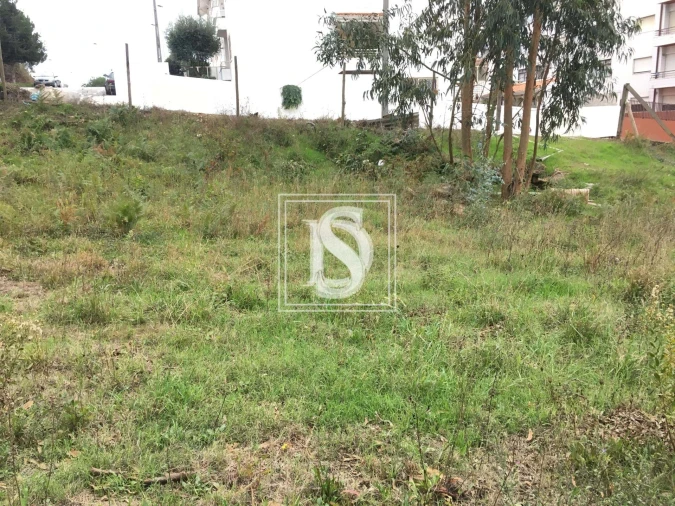 Terreno para Venda em Fânzeres e São Pedro da Cova Foto 7
