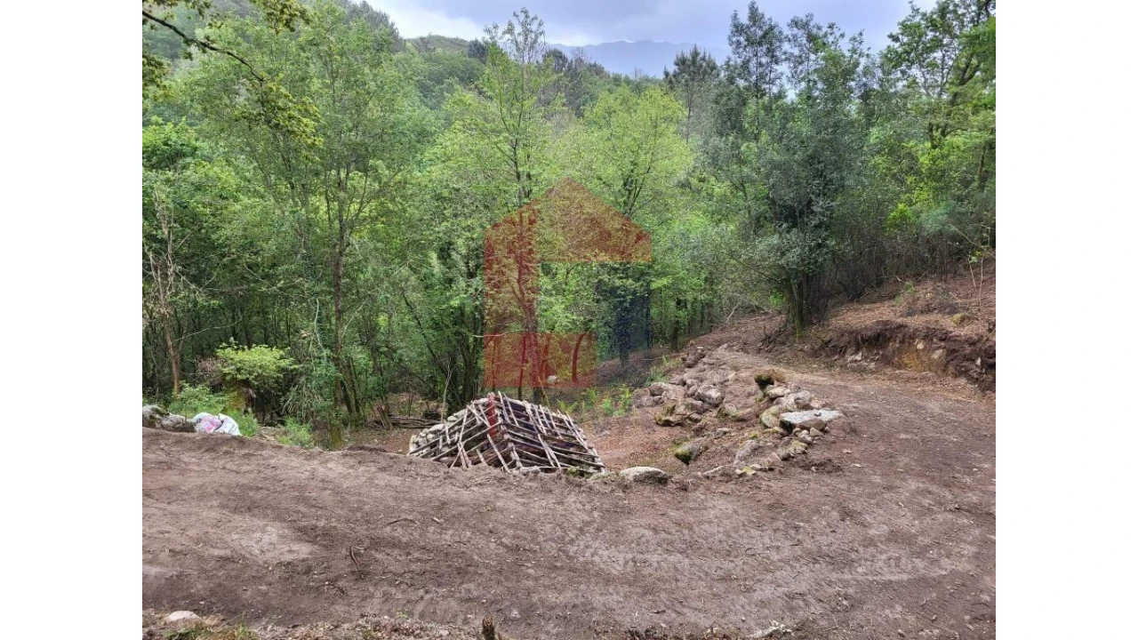 Terreno para Venda em Valdreu Foto 8