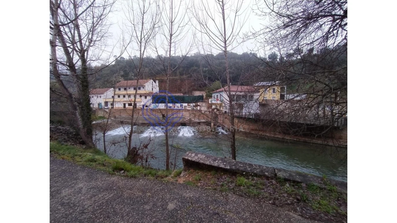 Moradia para Venda em Além da Ribeira e Pedreira Foto 32