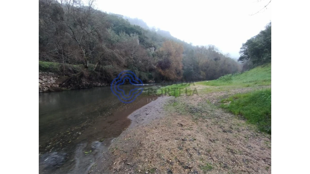 Moradia para Venda em Além da Ribeira e Pedreira Foto 28