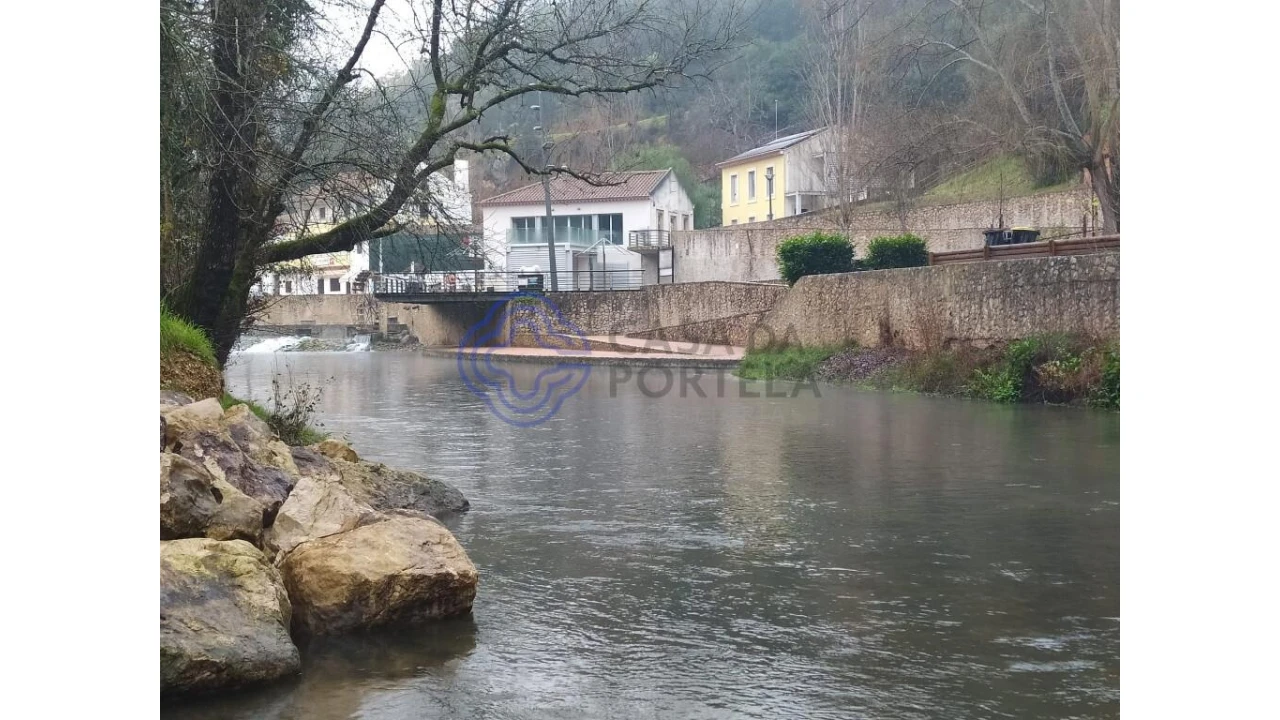 Moradia para Venda em Além da Ribeira e Pedreira Foto 29