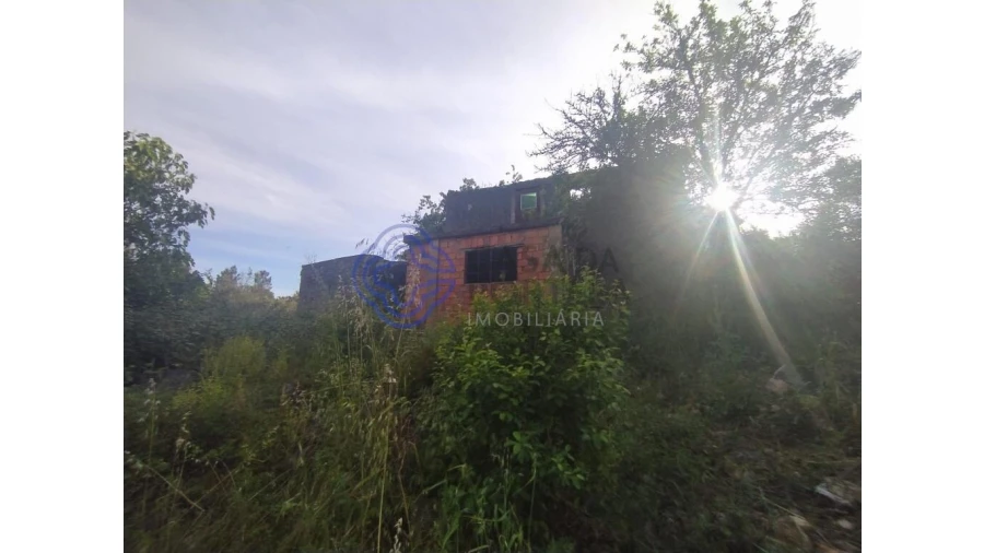 Moradia para Venda em Além da Ribeira e Pedreira Foto 7