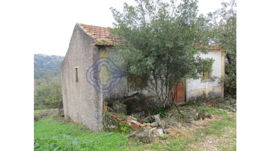 Moradia para Venda em Além da Ribeira e Pedreira Foto 3