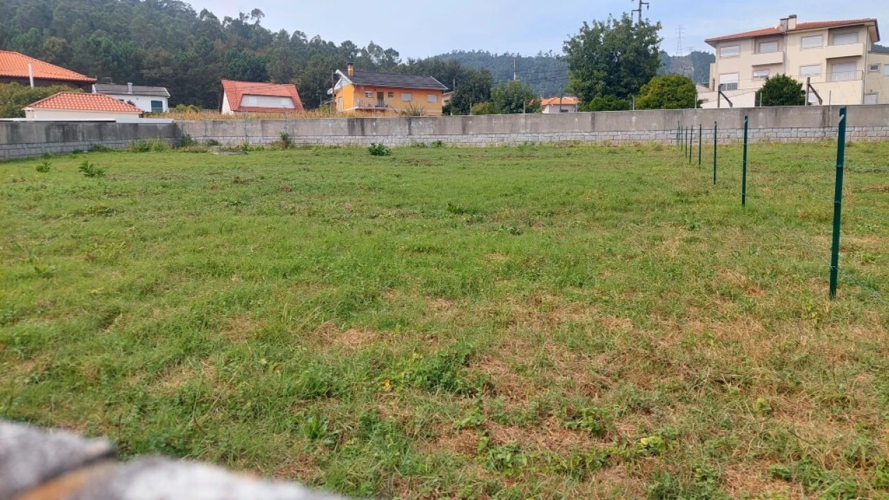Terreno para Venda em Amares e Figueiredo Foto 6