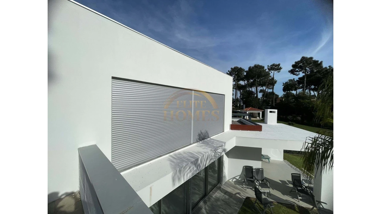 Moradia T4 para Venda em Costa da Caparica Foto 22