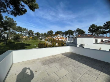 Moradia T4 para Venda em Costa da Caparica
