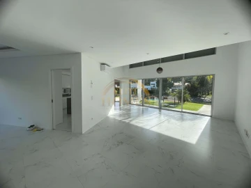 Moradia T4 para Venda em Costa da Caparica