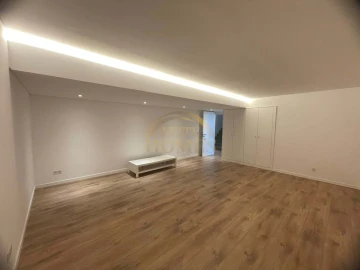 Moradia T4 para Venda em Costa da Caparica