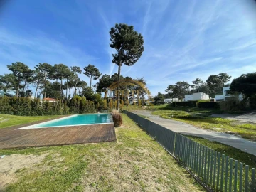 Moradia T4 para Venda em Costa da Caparica