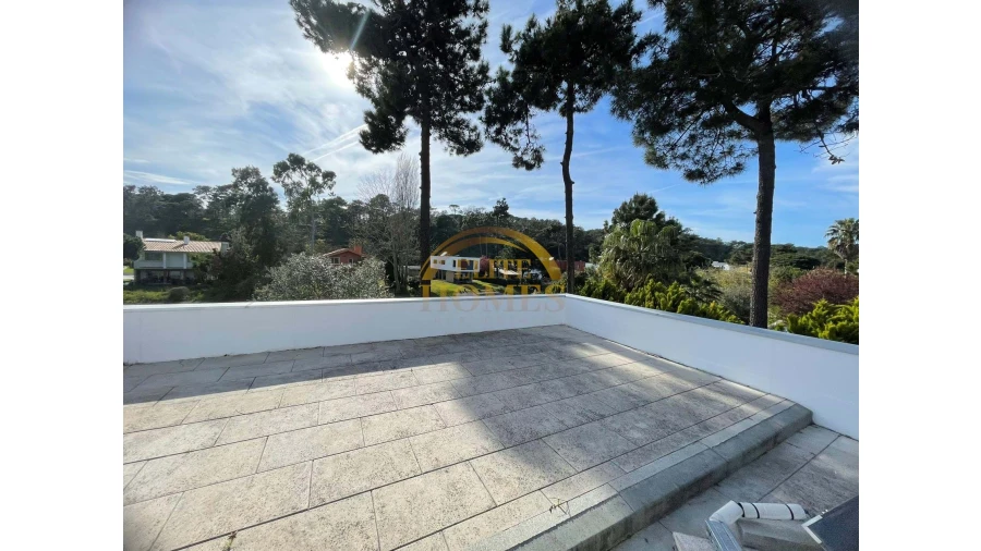 Moradia T4 para Venda em Costa da Caparica Foto 26